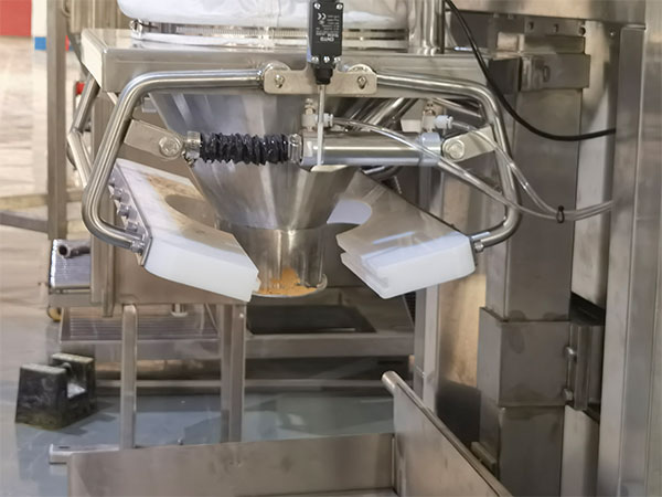 ���ͷۼ�������װ��